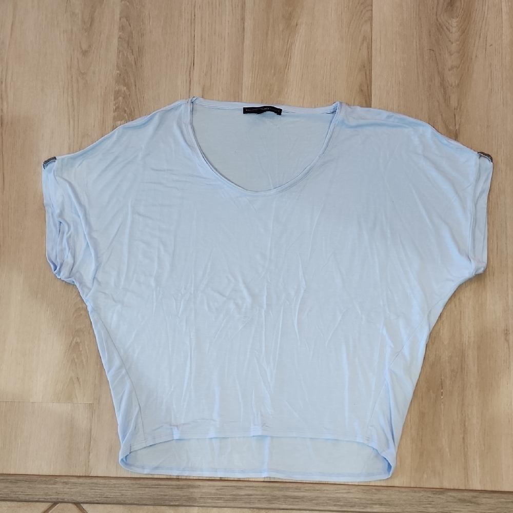 White House Black Market Pale Blue Scoop Neck Short Sleeve Tee